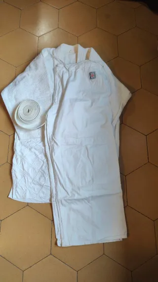 Kimono Judo y Ju-jutsu Blanco