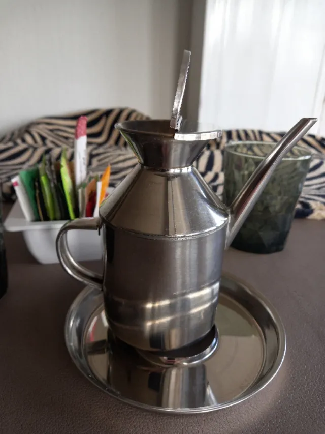 Aceitera de Acero Inoxidable