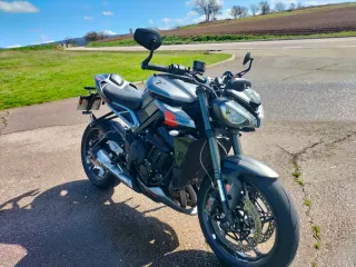 Triumph Street Triple 765 RS 2023