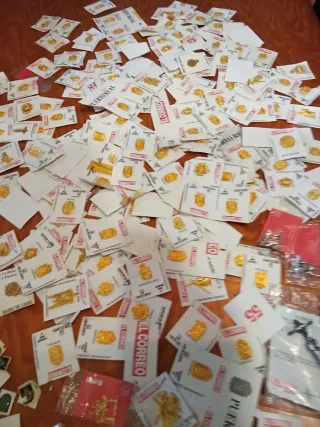 Lote insignias cofrades y escudos pueblos