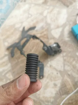 Protector cambio marchas Kawasaki Z1000