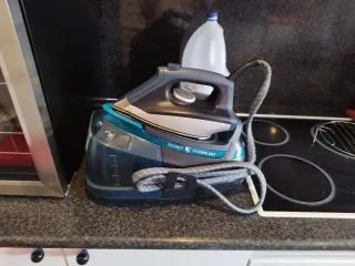 Plancha de vapor con base