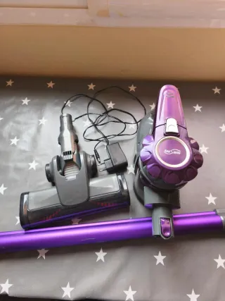 Aspiradora Vertical Morada