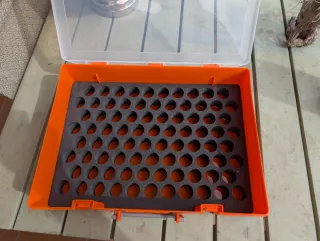 Maletín de pintura naranja para botes vallejo