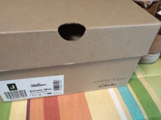 Zapatos Clarks Beige/Marrón Talla 46 Nuevos