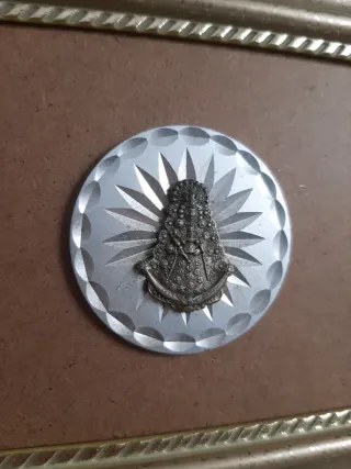 Cuadro con Medalla de la Virgen del Rocío