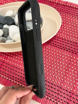 Funda Ornarto iPhone 17 Pro Max