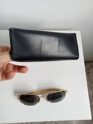 Gafas de sol aviador AO doradas