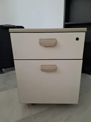 Cajonera archivadora baja con ruedas