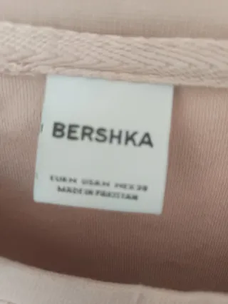 Camiseta rosa bordada Opposites attract