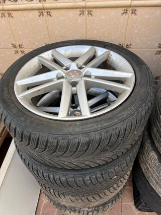 Llantas SEAT con neumáticos de invierno