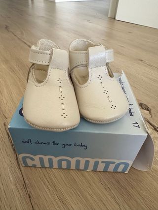 Zapatos bebé Cuquito talla 17