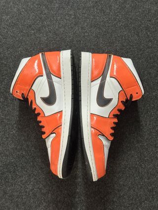 Nike Jordan 1 Mid Arancioni Taglia 45