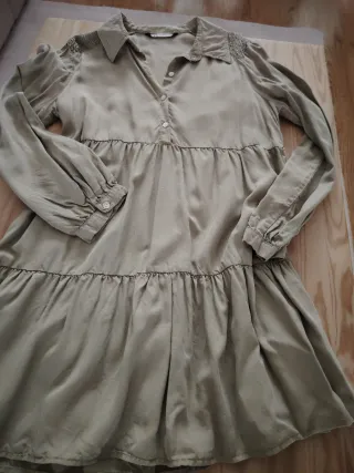 Vestido Zara verde militar