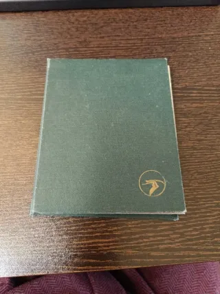 Clasificador 200 sellos Portugal + 4 HB