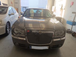 Chrysler 300 C CRD Executive - 85000 km