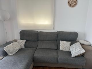 Sofá Chaiselongue Gris .