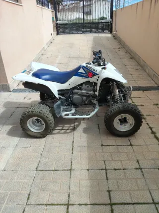 Suzuki LTZ 400 Quad