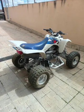 Suzuki LTZ 400 Quad