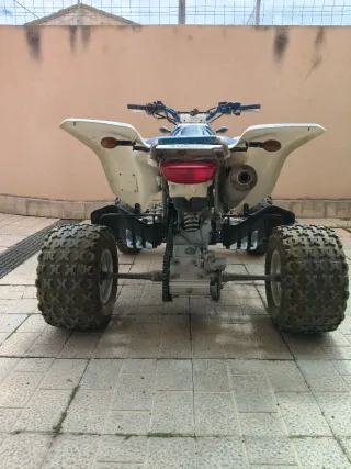 Suzuki LTZ 400 Quad