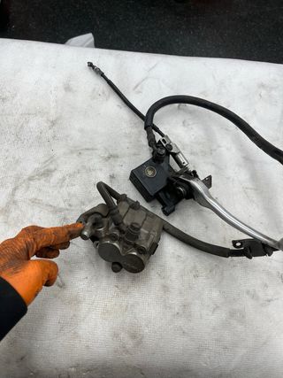 Pinza y Freno Delantero Honda Lead 110