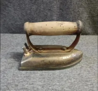 Antiguas planchas eléctricas