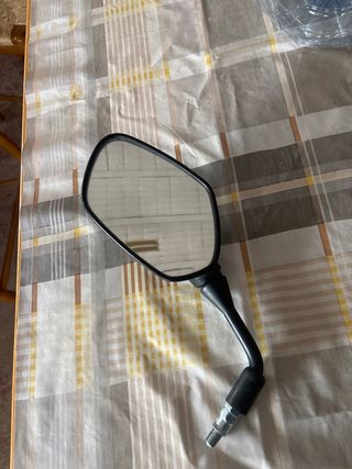 Espejo retrovisor izquierdo cb125r, valido