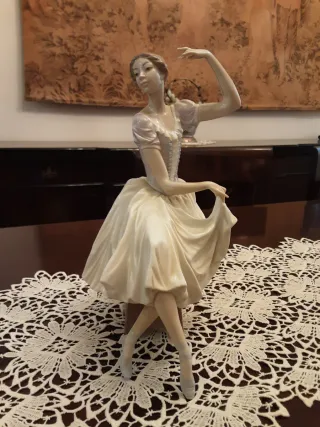 Figura Bailarina Porcelana Lladro.