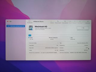 Apple iMac 21.5 Core i5 1.6GHz 8GB 1TB