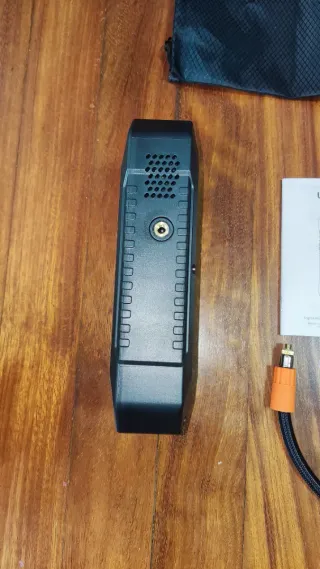 Arrancador Coche Portátil con Compresor