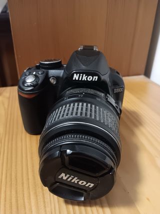 Cámara Nikon D3100 + Objetivo 18-55mm