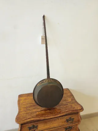 Padella antica in rame e ghisa