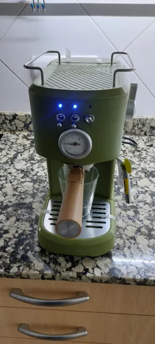 Cafetera Cecotec Power Espresso 20 Retro Green