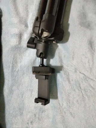 Trípode Manfrotto con funda