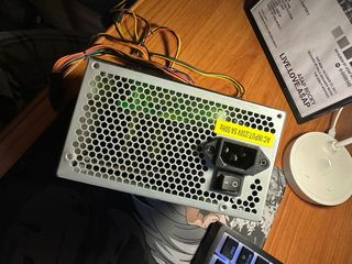 Kit tarjeta gráfica MSI + fuente alimentación