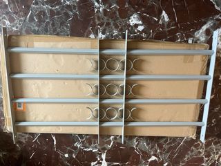 Reja extensible para ventana