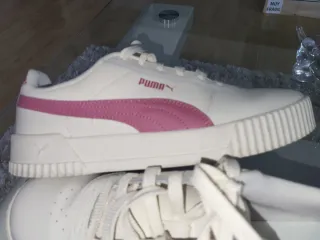 Zapatillas Puma Blancas y Rosas