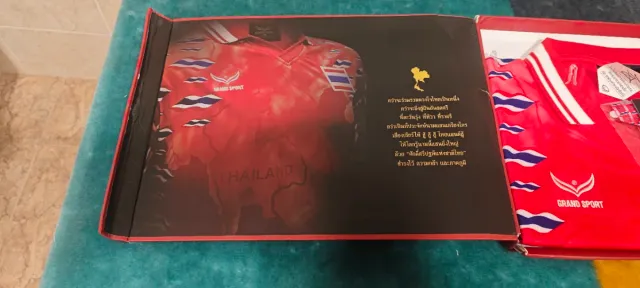 Camiseta selección de fútbol de Thailandia. L