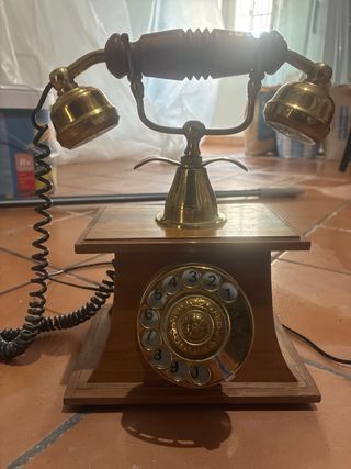 Teléfono Antiguo Madera y Latón