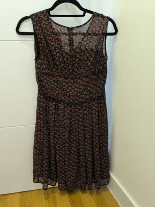 Vestido corto Adolfo Domínguez estampado cerezas