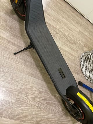 Patinete Eléctrico Cecotec Bongo D40 XL