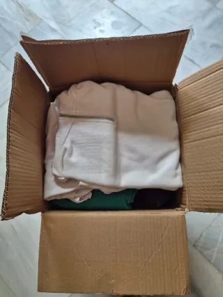 Caja de ropa variada Talla Única