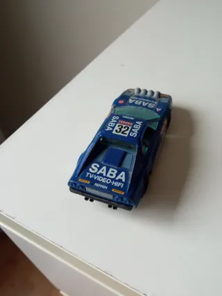 Burago Ferrari 308 GTB Azul