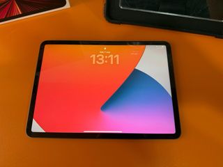 iPad Pro 11 M1 256gb + accesorios