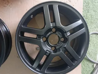 Llantas Ford Focus Negras 6x15 ET 52,5