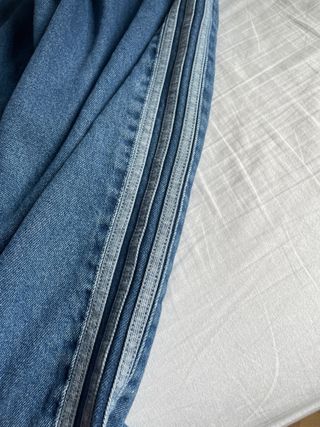 Pantalón vaquero Adidas ancho talla 33