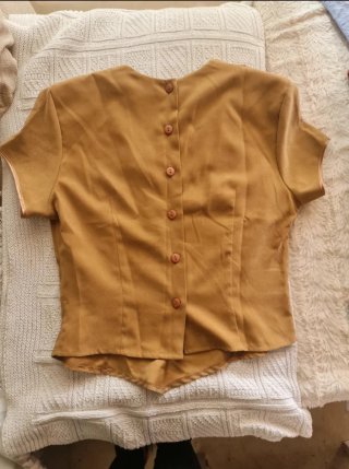 Blusa Vintage 90s Estructurada - Corte en Punta