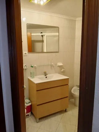 Piso 2 dormitorios y un baño