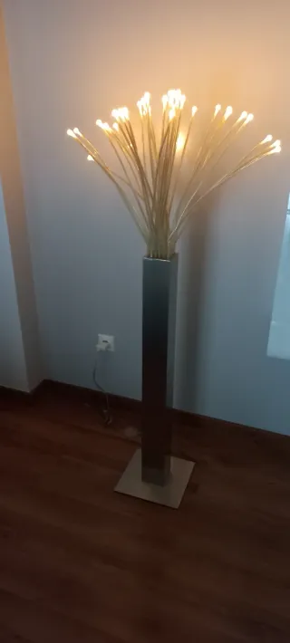 Lámpara de pie moderna Ikea