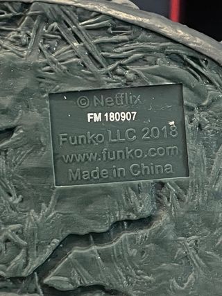 Funko Pop! Stranger Things Steve vs DemoDog 728